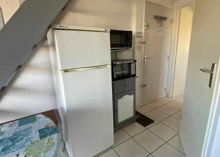 Climatise Pour 6 Avec Piscine, Terrasse Et Parking Pres De La - Fr-1-326-793 Марсейан