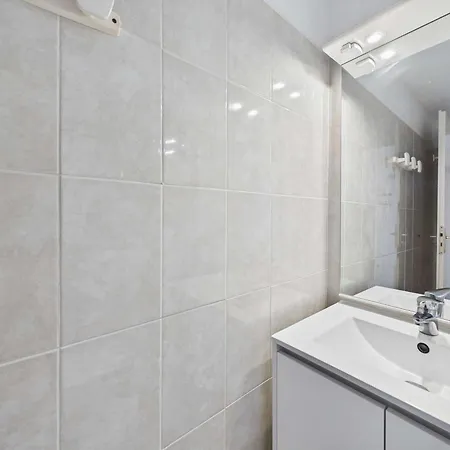 Climatise Pour 6 Avec Piscine, Terrasse Et Parking Pres De La - Fr-1-326-793 شقة