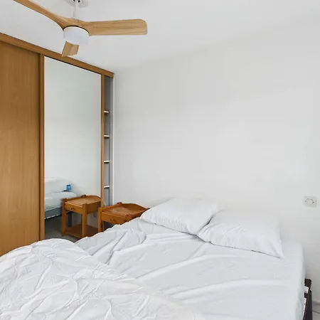 Climatise Pour 6 Avec Piscine, Terrasse Et Parking Pres De La - Fr-1-326-793 *